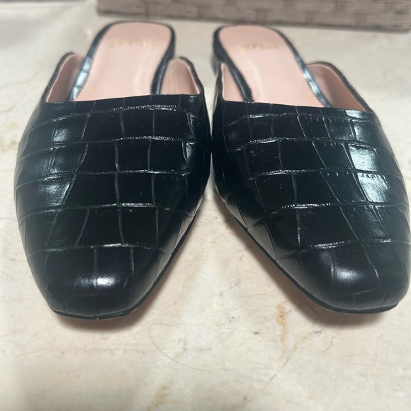 J Crew Carolyn Black Leather Croc Print Flat Mules Size 8 - Picture 9 of 11